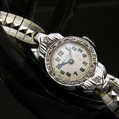 ウォルサム ダイヤ装飾 14KWG レディースウオッチ 分解掃除済み 02