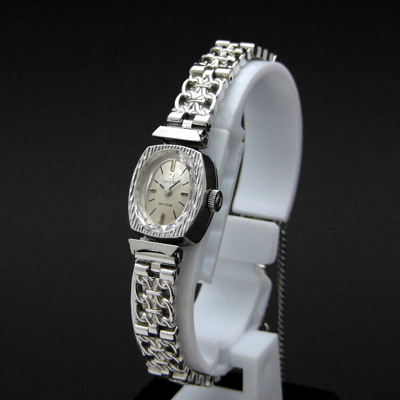 オメガ デ・ビル トノーケース レディースウオッチ 分解掃除済み