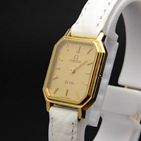 オメガ デ・ビル レディースウオッチ クオーツ ヴィンテージ エナメルホワイトベルト