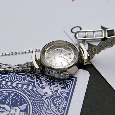 オメガ レディーマチック 18Kホワイトゴールド プリズム風防 レディースウオッチ