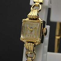 リリック レディースアンティークウオッチ スクエアケース アーチデザイン風防 手巻き