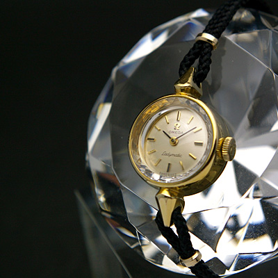 オメガ レディーマチック プリズム風防 レディースアンティークウオッチ 分解掃除済み