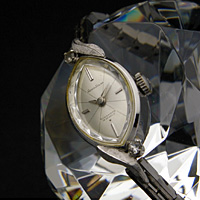 セイコー ソーラー レディースアンティークウオッチ 14KWGケース ダイヤ装飾 分解掃除済み