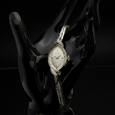 セイコー ソーラー レディースアンティークウオッチ 14KWGケース ダイヤ装飾 分解掃除済み