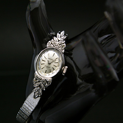 ウォルサム ボタニカルデザイン 石装飾 レディースアンティークウオッチ デッドストックブレスレット