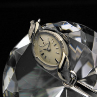 オメガ 14KWG アーモンドケース アンティーク 手巻き レディースウオッチ