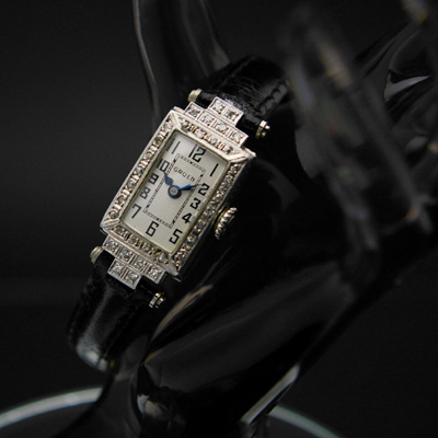 グリュエン レディースアンティークウオッチ レクタンギュラープラチナケース ダイヤ装飾 分解掃除済み