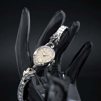 ブローバ ティアドロップ型 14KWG ダイヤ装飾 レディースアンティークウオッチ プリズム風防 分解掃除済み 02