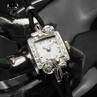 ハミルトン ダイヤ取り巻き10KWGケース フラワーデコレーション レディースアンティークウオッチ