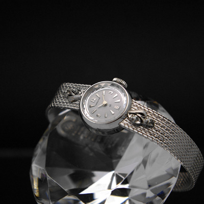 ハミルトン ラウンドケース ブレス一体型 カメレオン風 レディースアンティークウオッチ 02