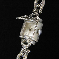 ブッフェラー シルバーケース 石装飾 レディースアンティークウオッチ 分解掃除済み