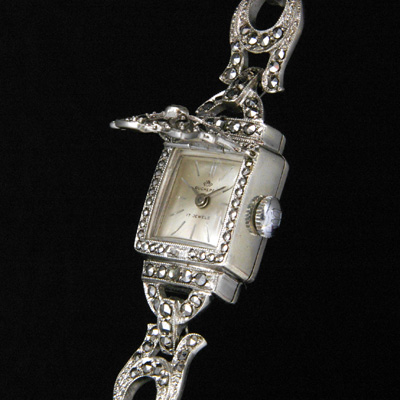 ブッフェラー シルバーケース 石装飾 レディースアンティークウオッチ 分解掃除済み