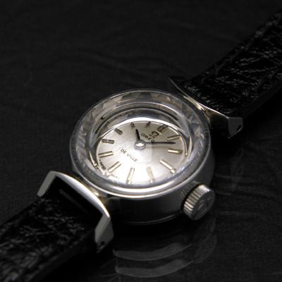 オメガ デ・ビル シルバーダイアル プリズム風防 レディースアンティークウオッチ ブラックベルト