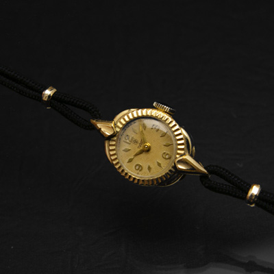 チュードル タテバラ ラウンドフェイス 3・6・9・12インデックス レディースアンティークウオッチ