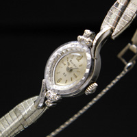 ブローバ ダイヤ装飾 10RPG アーモンドフェイス アンティーク 手巻き レディースウオッチ