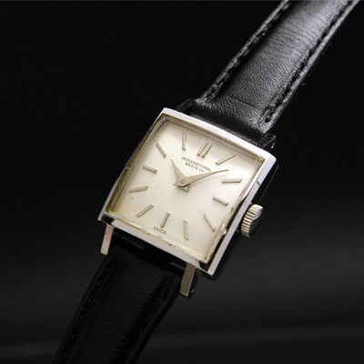 IWC スクエア シルバーダイアル 手巻き レディースアンティークウオッチ