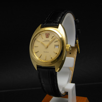 オメガ メガクオーツ デイト ジュネーブ ペールゴールドダイアル レディースウオッチ