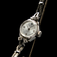 セイコー ソーラー ダイヤ装飾 WGP 円文字盤 メッシュブレスレット アンティーク 手巻き レディースウオッチ