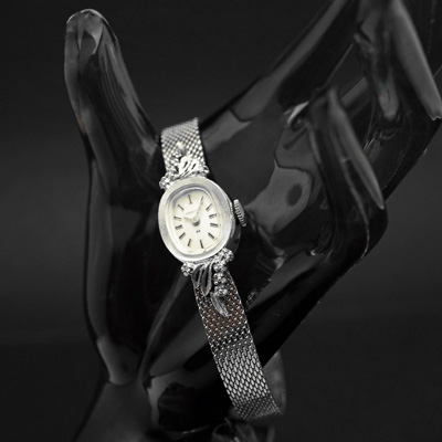 ハミルトン オーバルケース ブレス一体型 レディースアンティークウオッチ