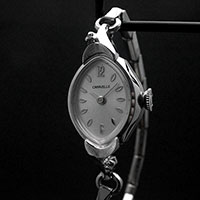 キャラベル 手巻き シルバーダイアル レディース アンティークウオッチ デッドストック