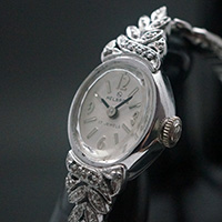 ヘルブロス 石装飾 レディースアンティークウオッチ