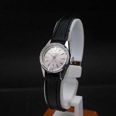 セイコー クイーンセイコー パールシルバーダイアル カット風防 レディースアンティークウオッチ